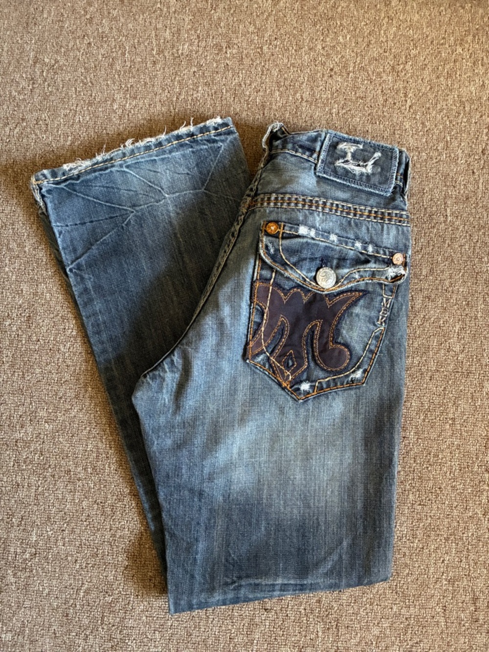 Men's MEK Denim 32x32 Bootcut Jeans  Embroidered Pocket and Slit Hem Split Hem